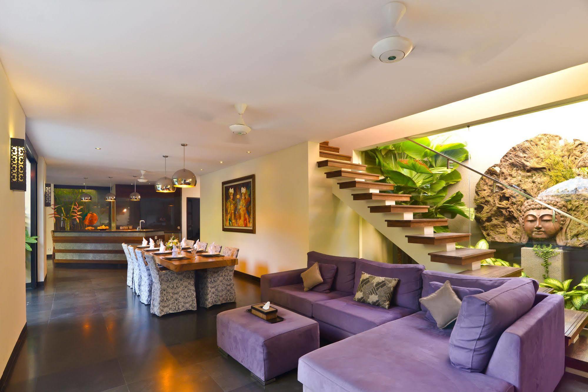 סמיניאק Elok Villas מראה חיצוני תמונה